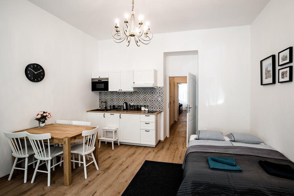 Apartment Gesse Brezinova Πράγα Εξωτερικό φωτογραφία
