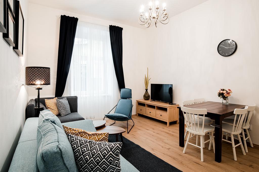 Apartment Gesse Brezinova Πράγα Εξωτερικό φωτογραφία