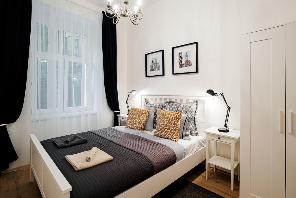 Apartment Gesse Brezinova Πράγα Εξωτερικό φωτογραφία