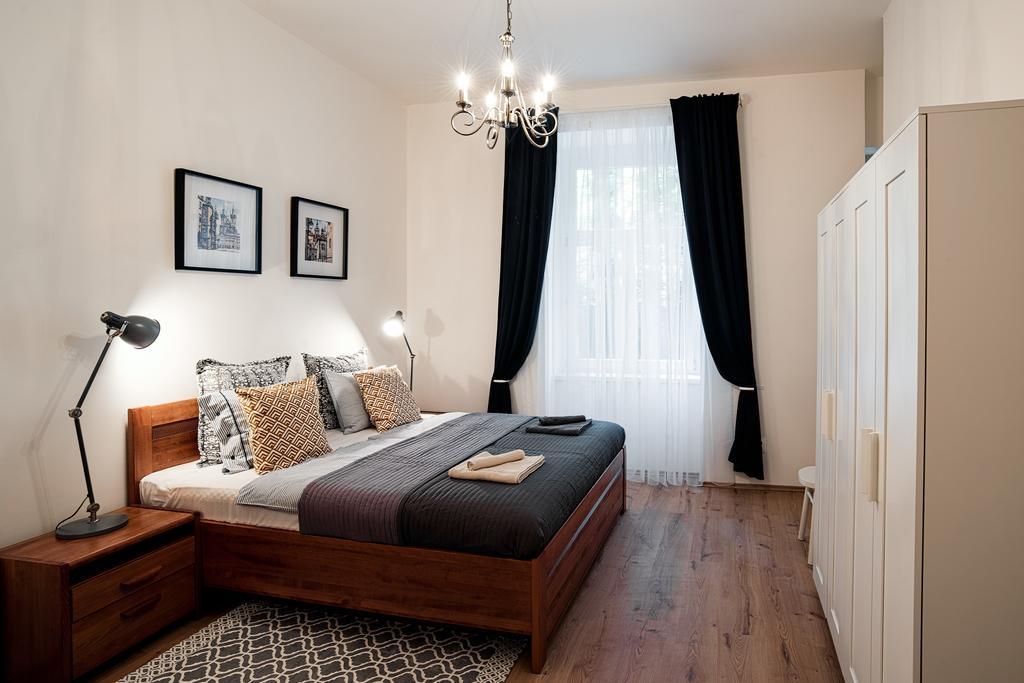 Apartment Gesse Brezinova Πράγα Εξωτερικό φωτογραφία